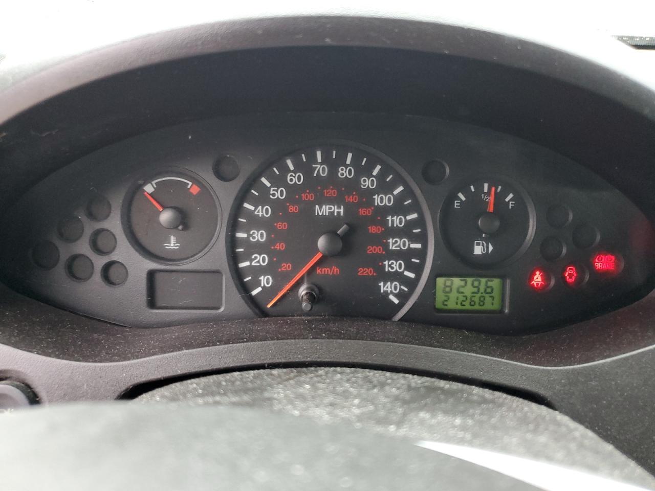 2007 Ford Focus - Image 9