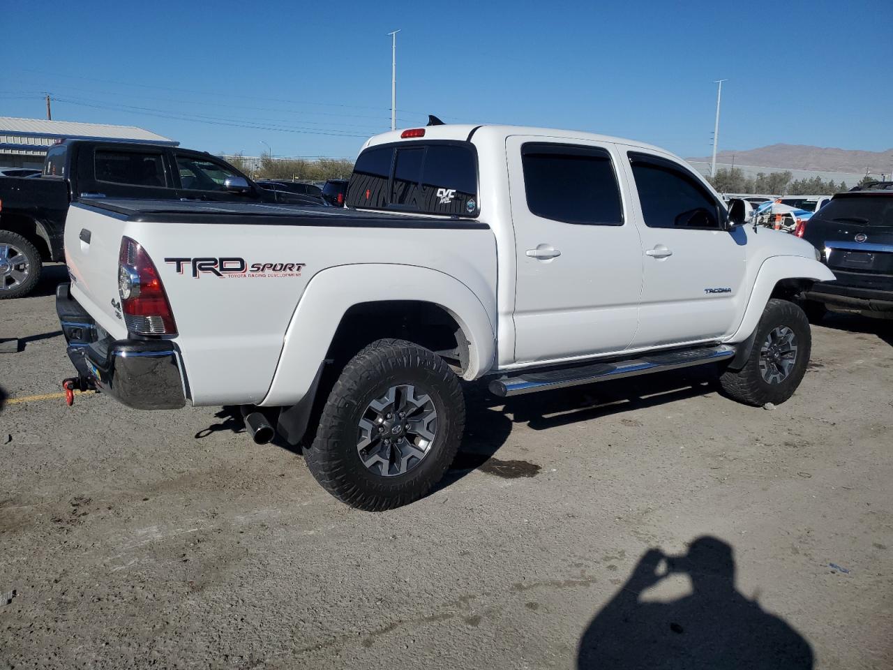 2014 Toyota Tacoma - Image 3
