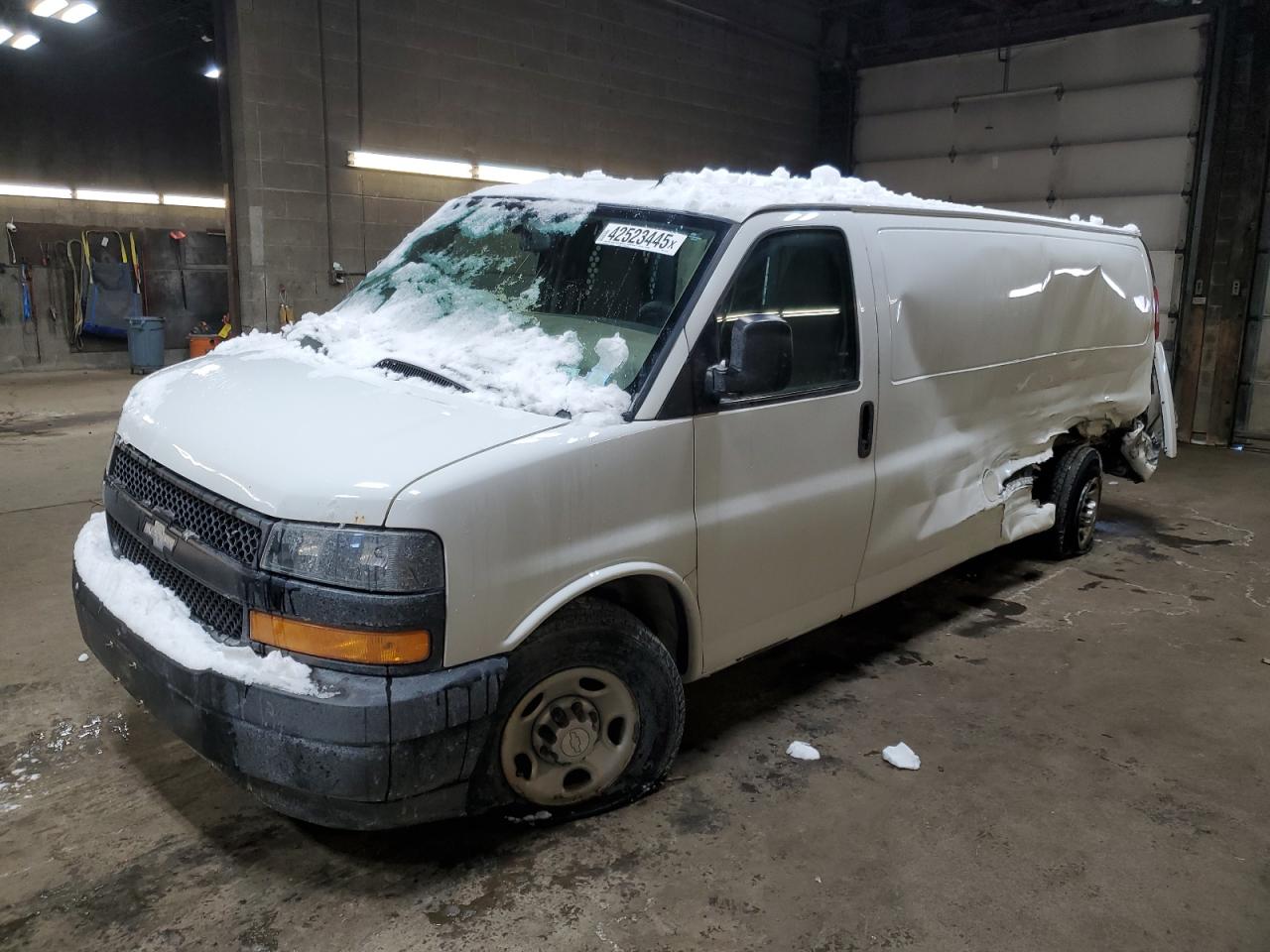 2018 Chevrolet Express - Image 1