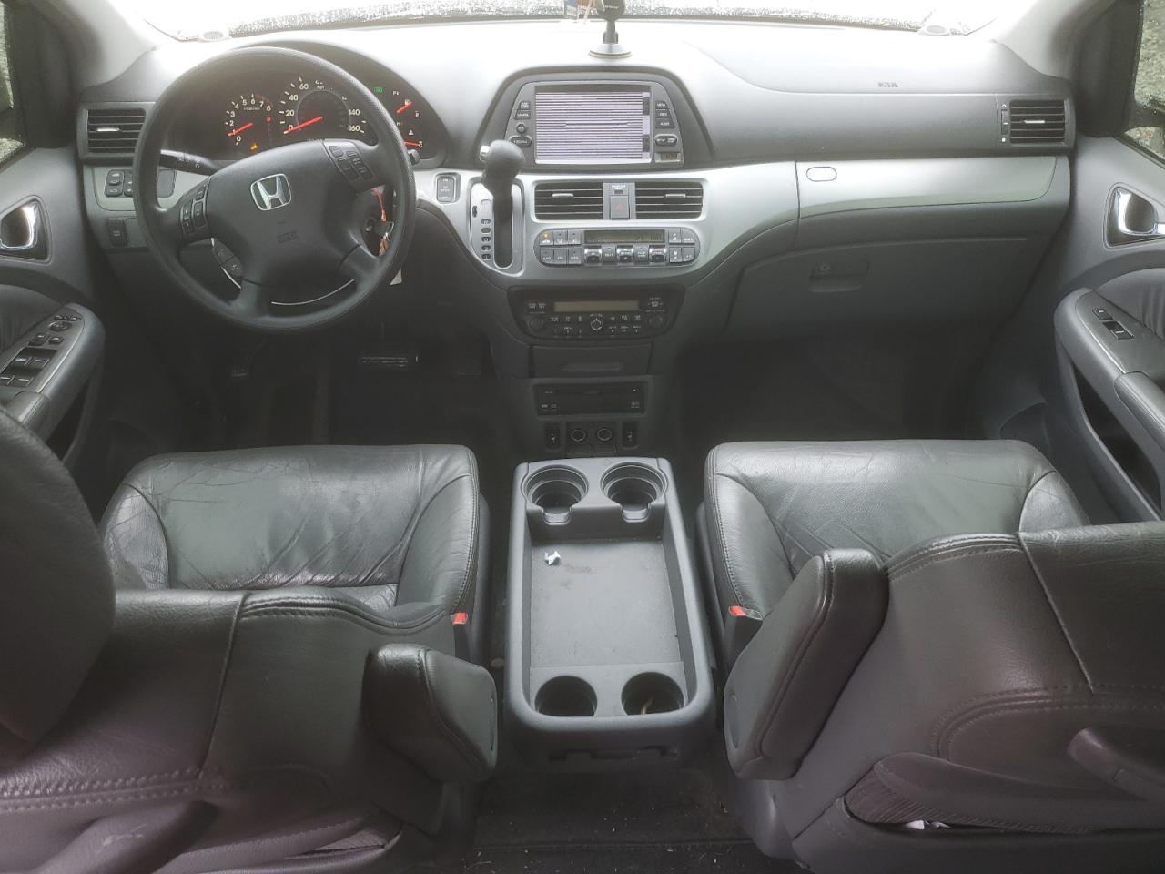 2005 Honda Odyssey - Image 8