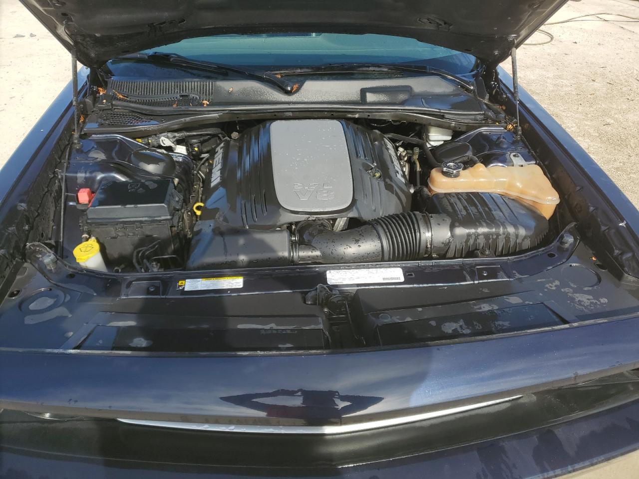 2012 Dodge Challenger - Image 11