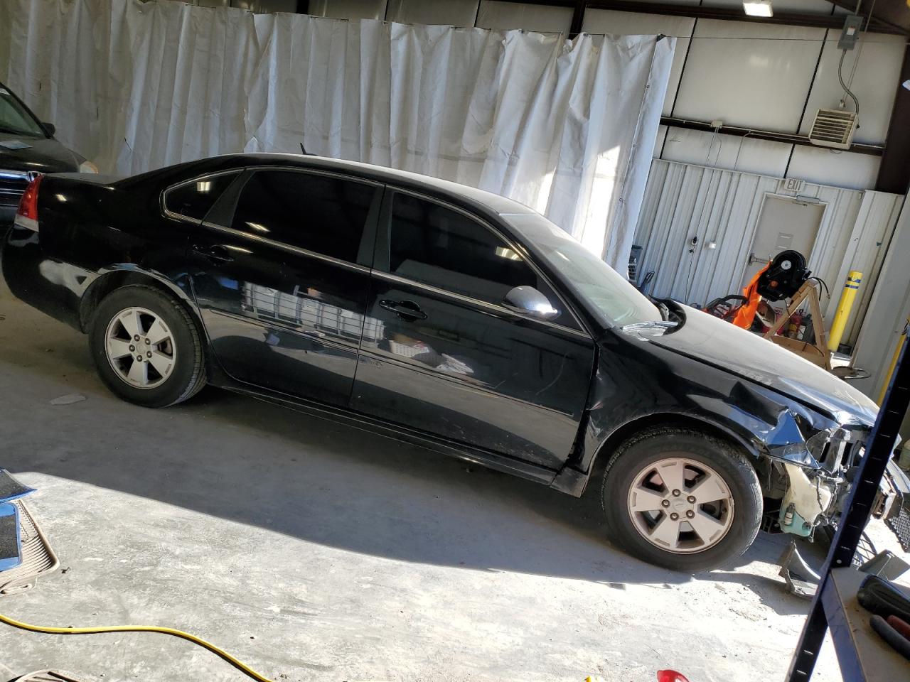 2014 Chevrolet Impala - Image 4