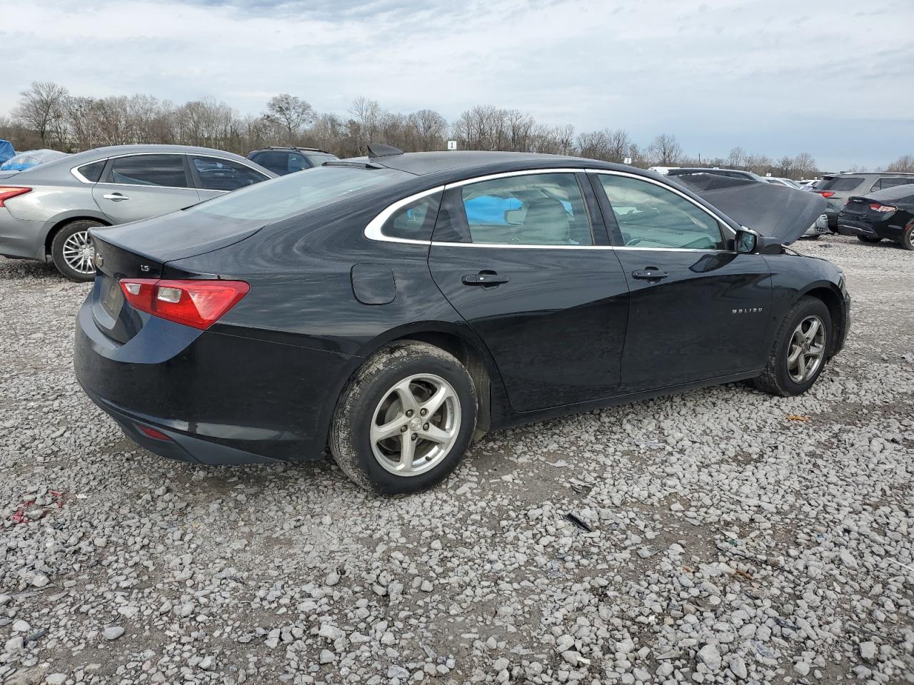 2016 Chevrolet Malibu - Image 3