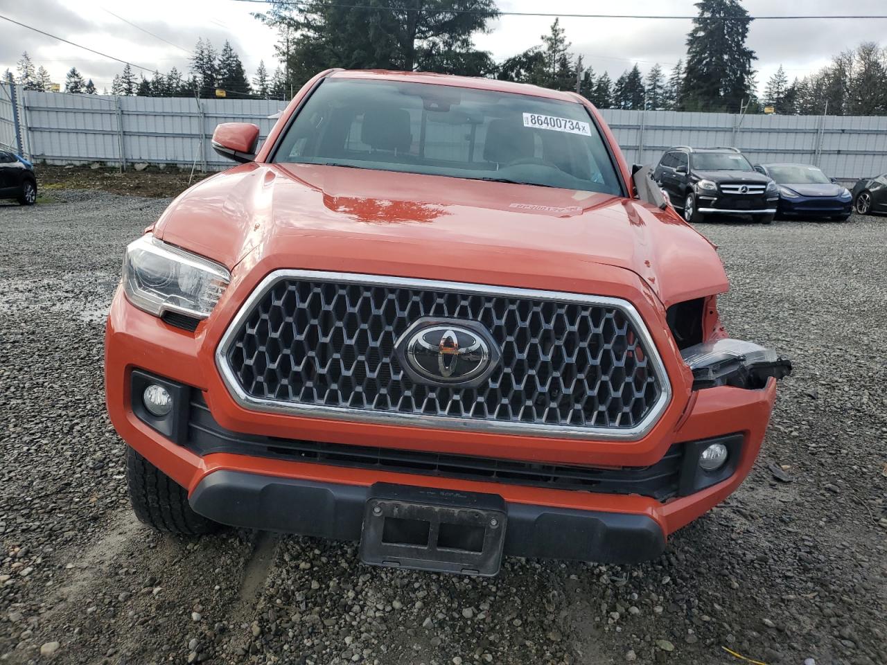 VIN 5TFSZ5AN1JX138144 2018 TOYOTA TACOMA no.5