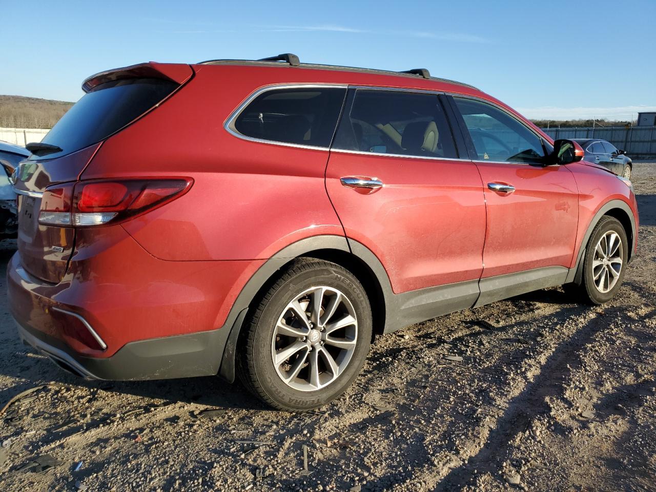 2018 Hyundai Santa Fe - Image 3