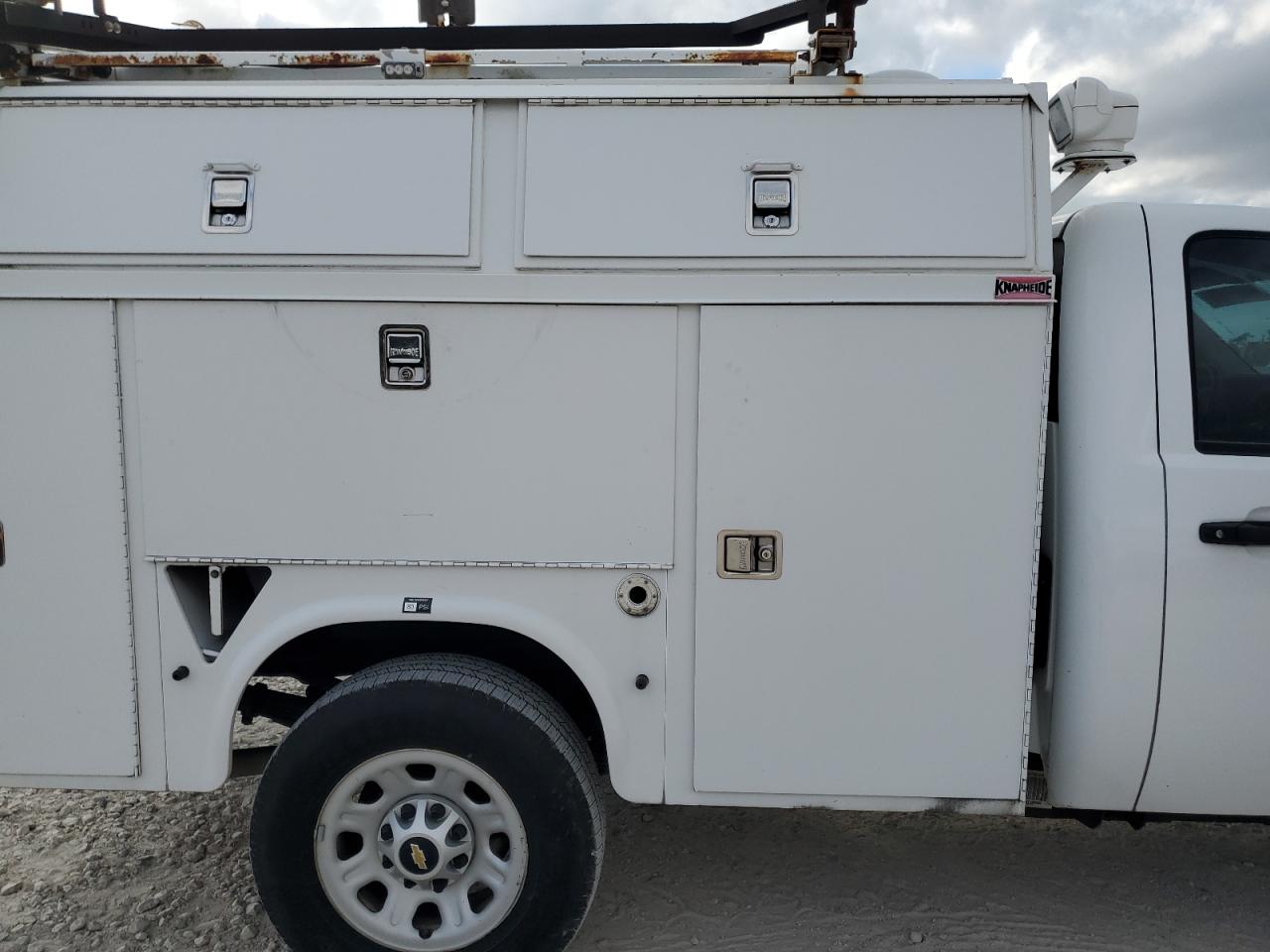 2014 Chevrolet Silverado K3500 VIN: 1GB3KZCG4EF126665 Lot: 88339495