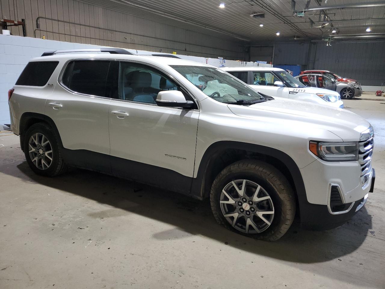 2021 GMC Acadia - Image 4
