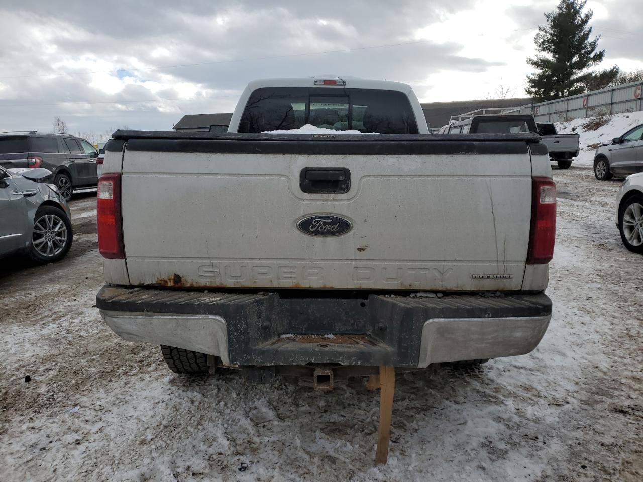 2015 Ford F350 - Image 6