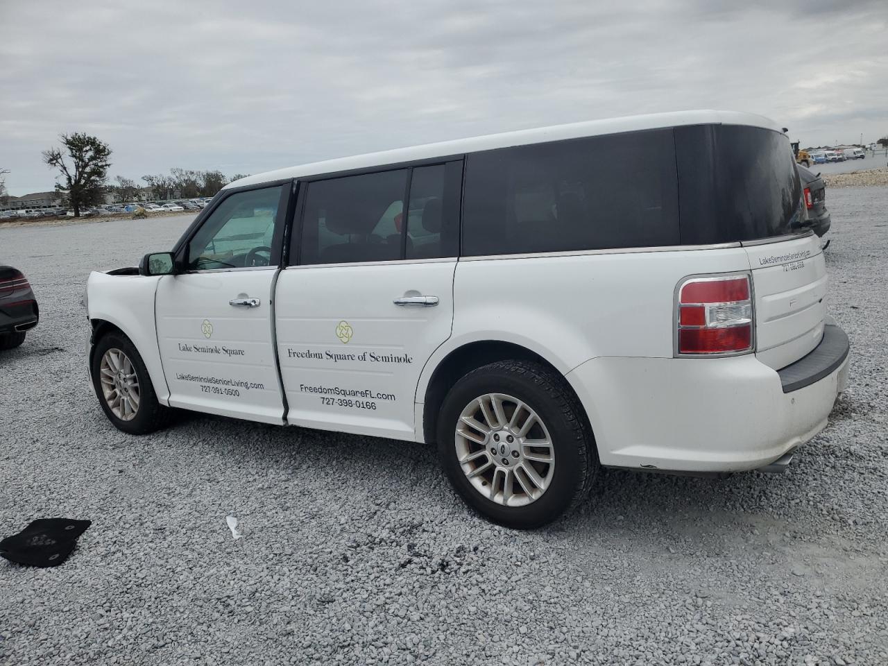 VIN 2FMGK5C88FBA12942 2015 FORD FLEX no.2