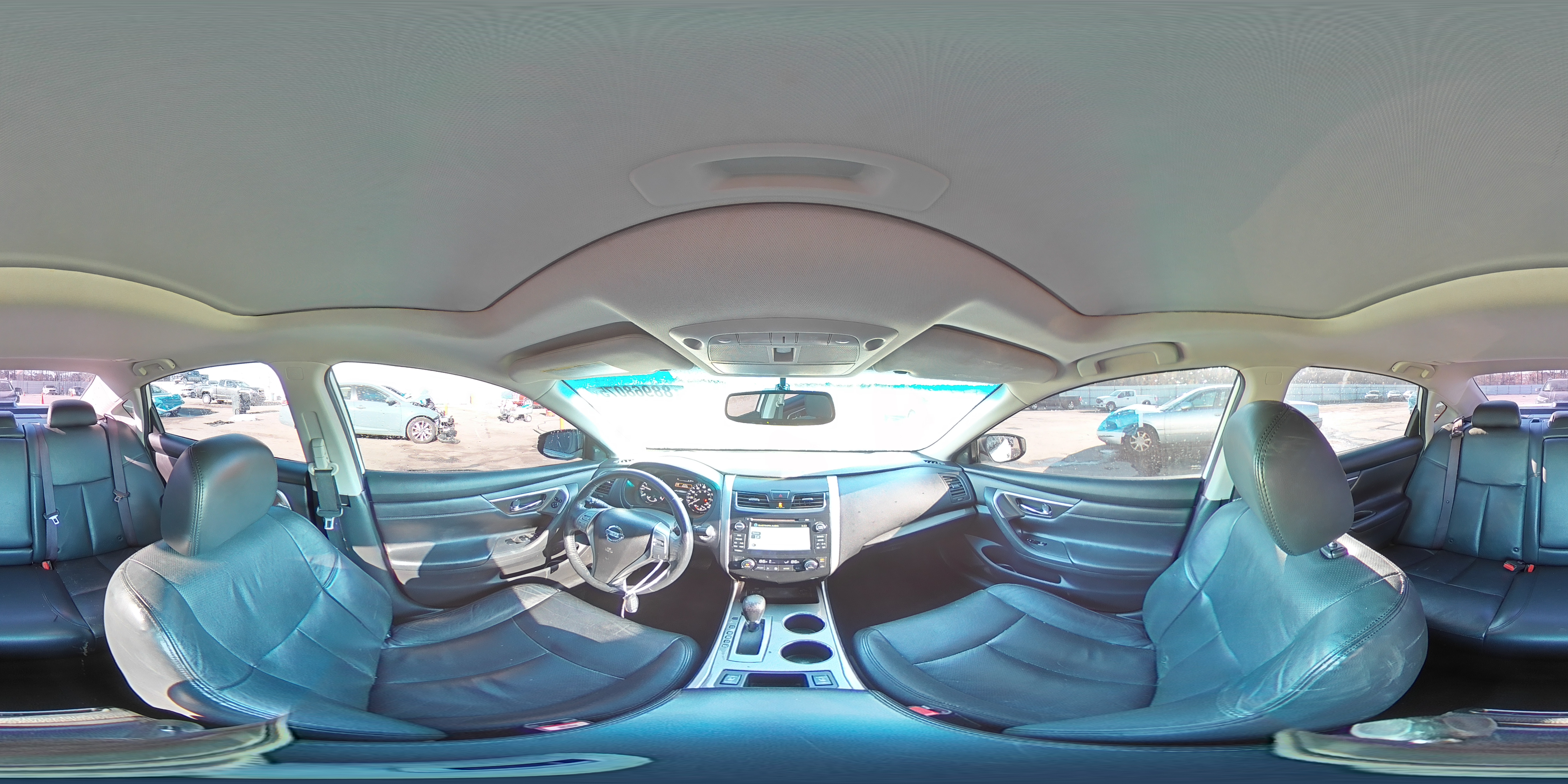 2015 Nissan Altima - Image 14