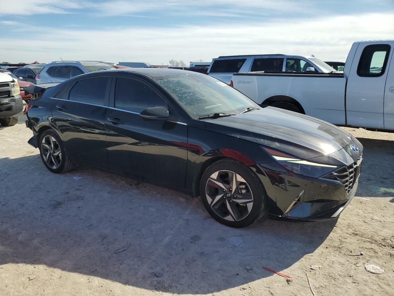 2021 Hyundai Elantra - Image 4