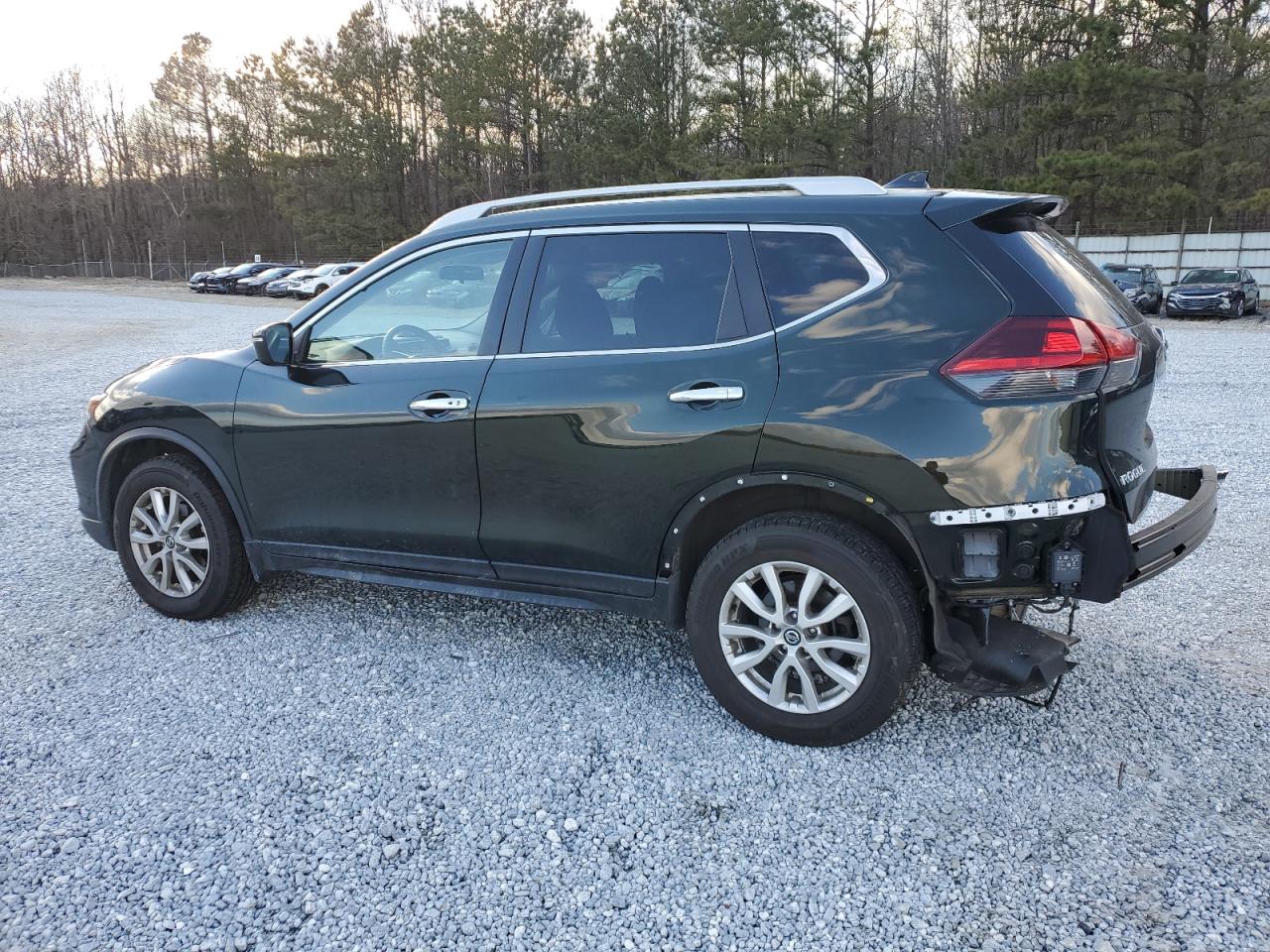 2018 Nissan Rogue - Image 2