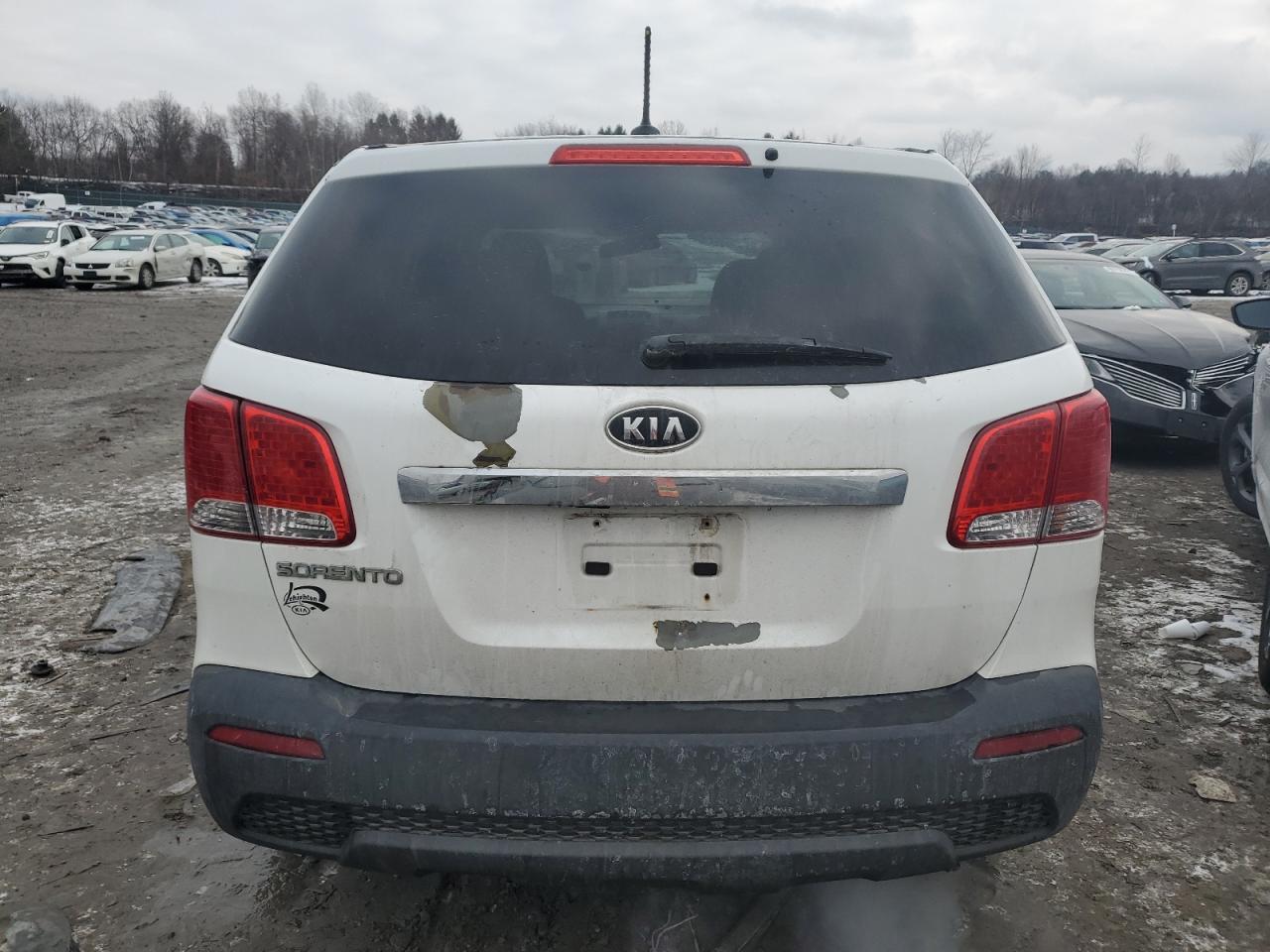 2011 Kia Sorento - Image 6