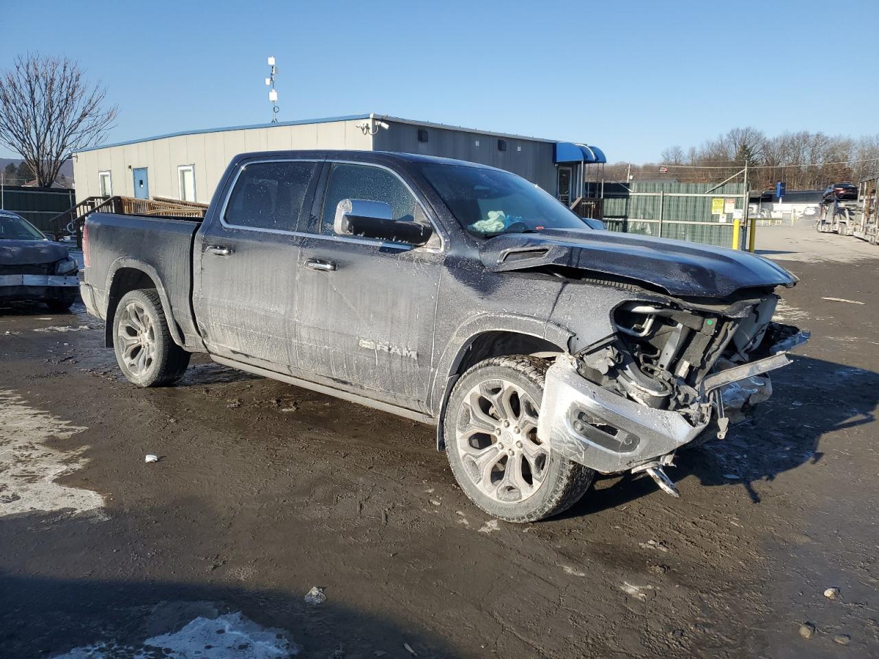 2019 RAM 1500 - Image 4