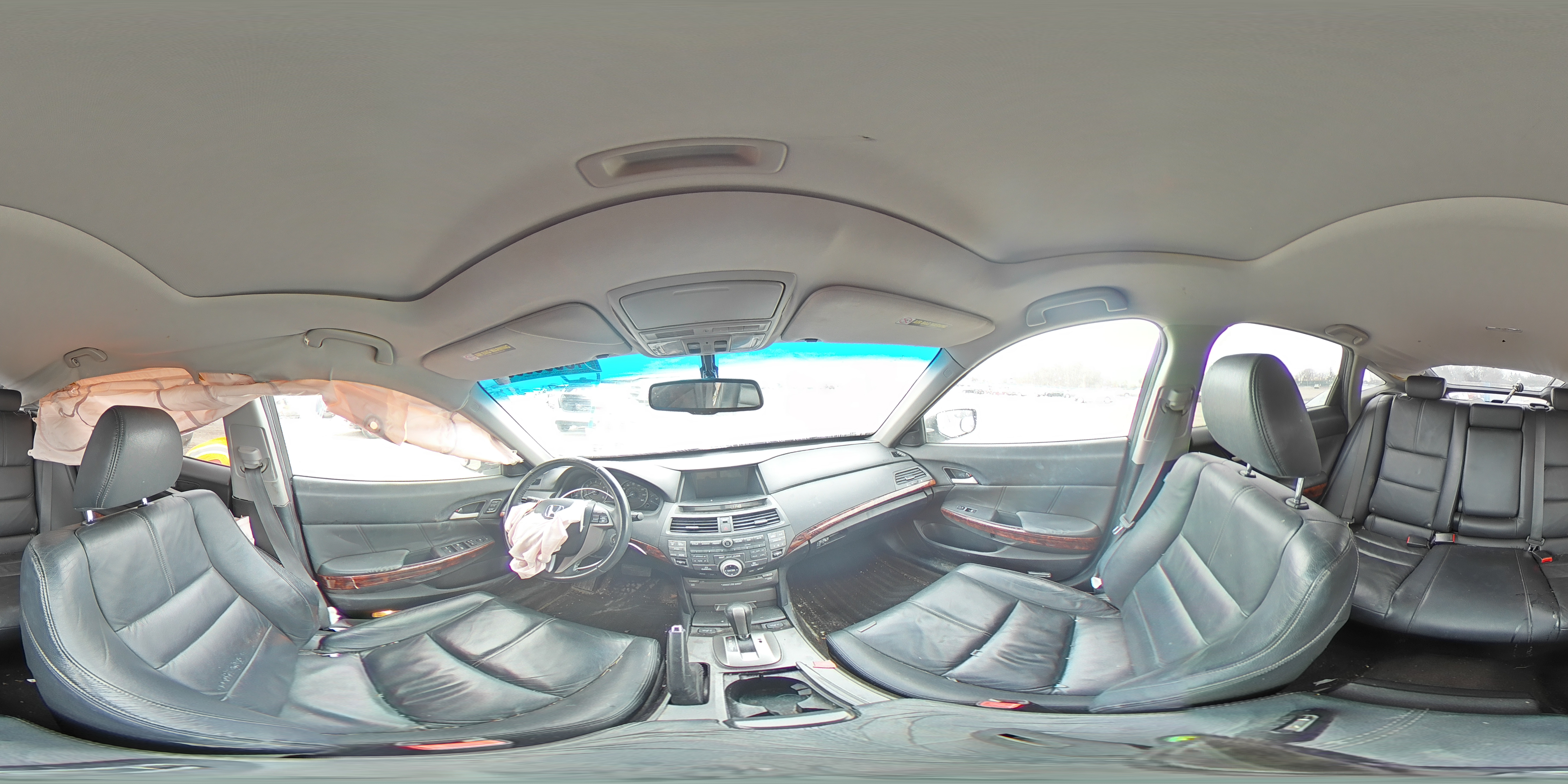 2010 Honda Accord - Image 13