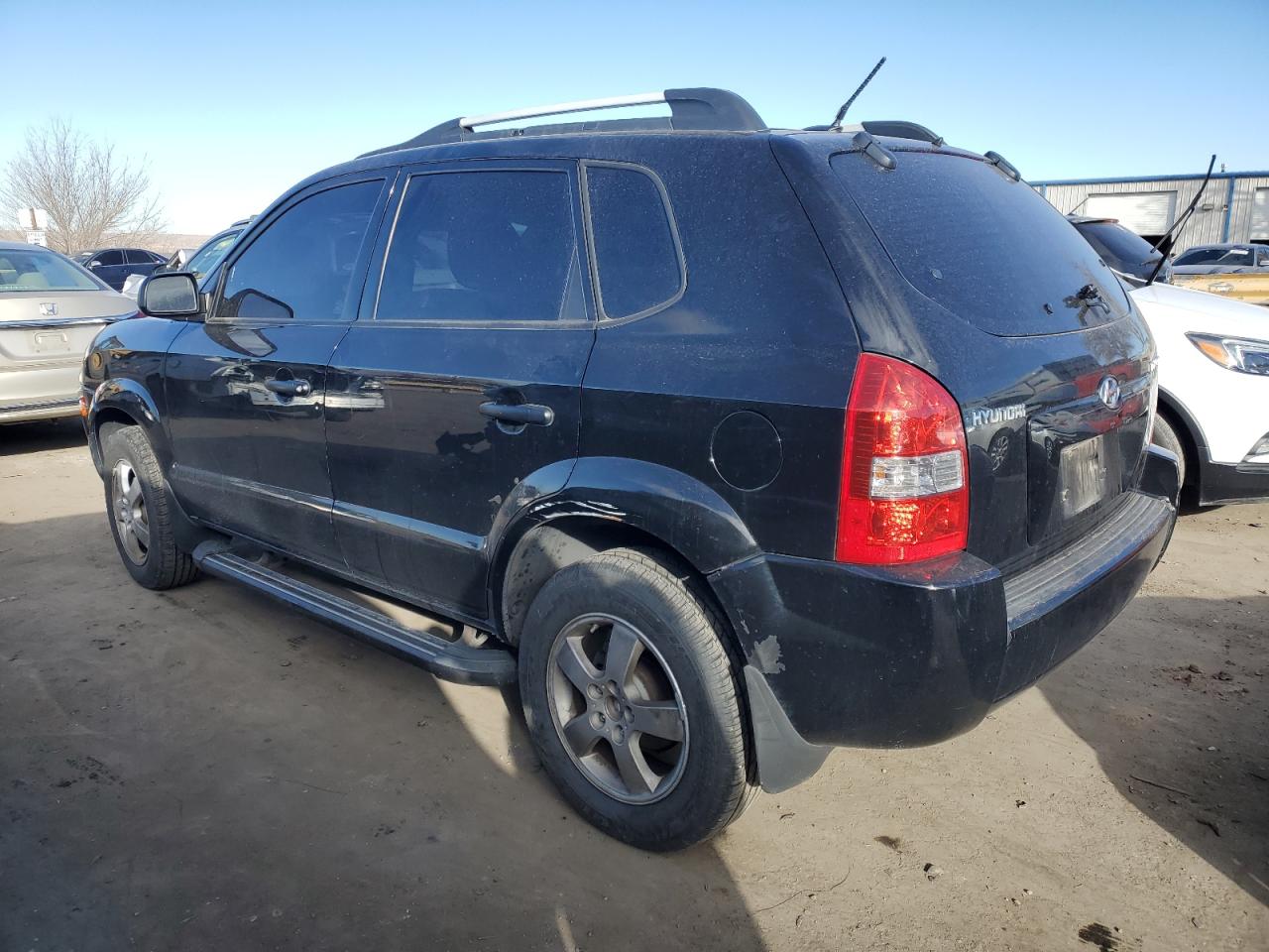 2008 Hyundai Tucson - Image 2