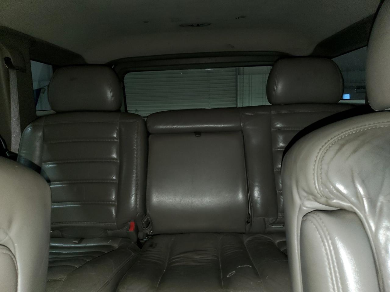 2003 Hummer H2 - Image 10