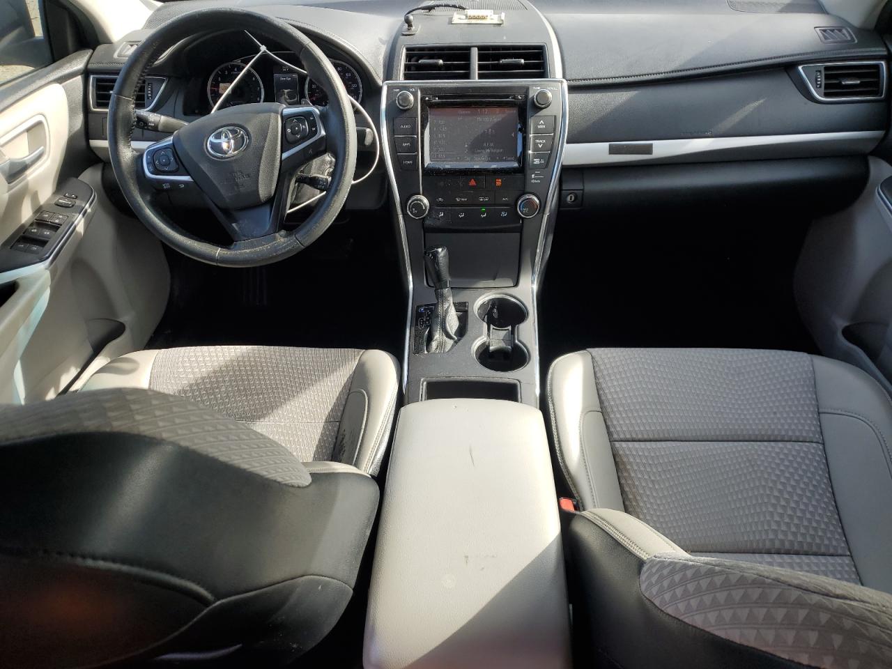 2015 Toyota Camry - Image 8