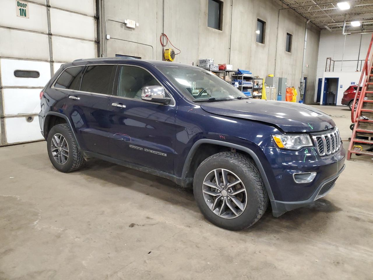 2018 Jeep Grand Cherokee - Image 4