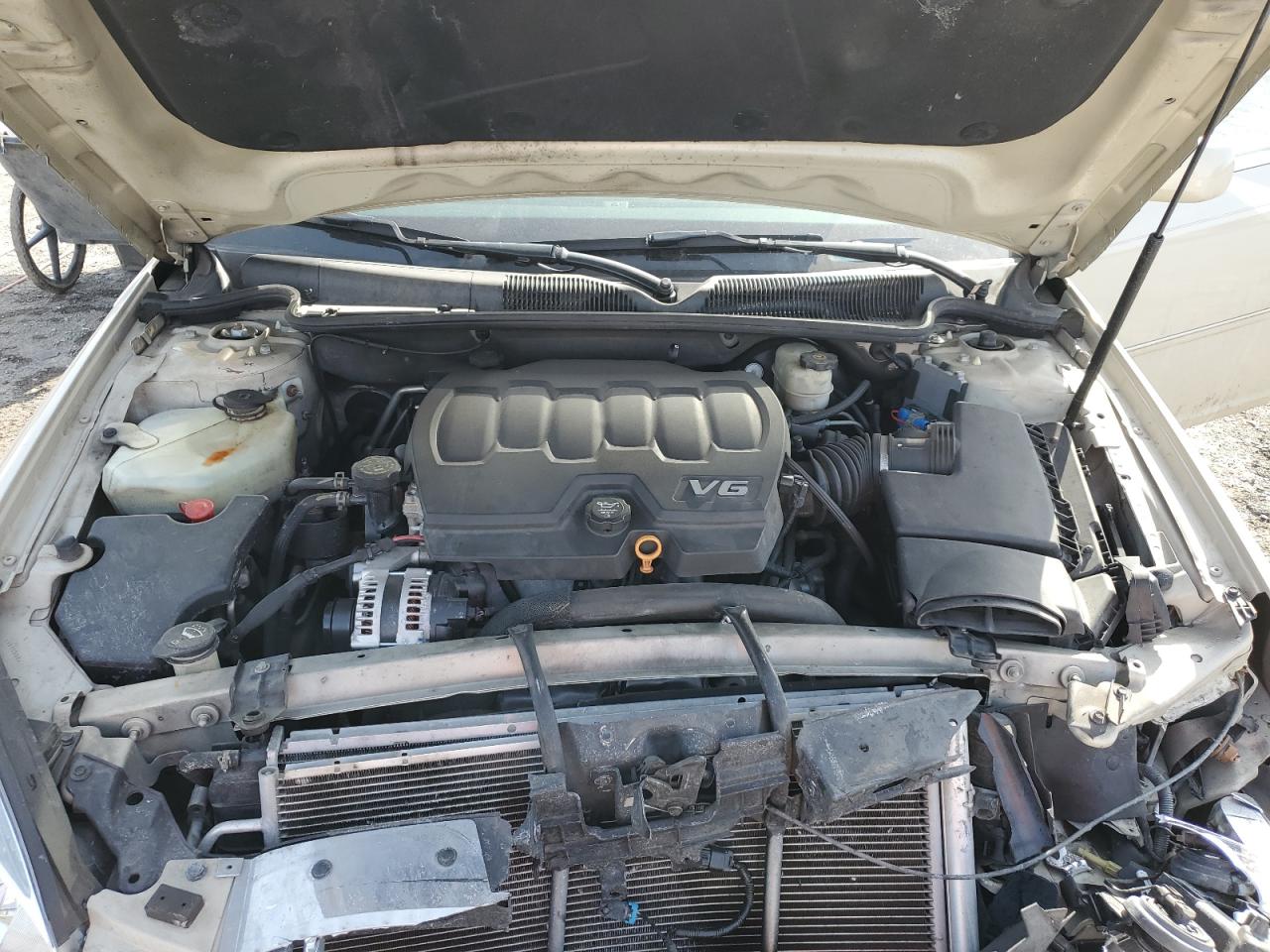 2011 Buick Lucerne - Image 11