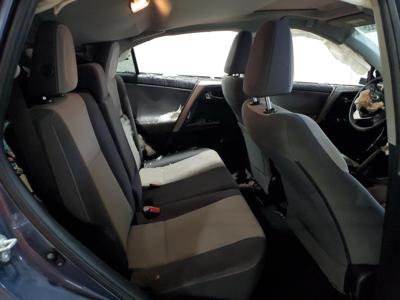 2014 Toyota RAV 4 - Image 11