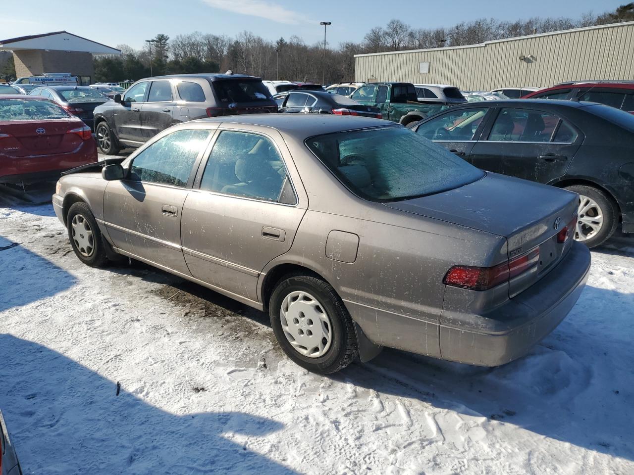 1999 Toyota Camry - Image 2