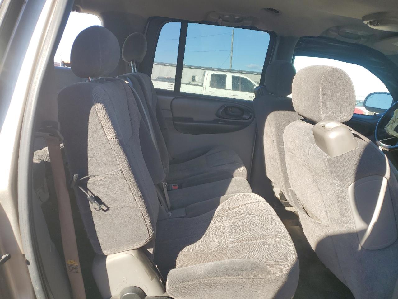 2003 Chevrolet TrailBlazer - Image 11