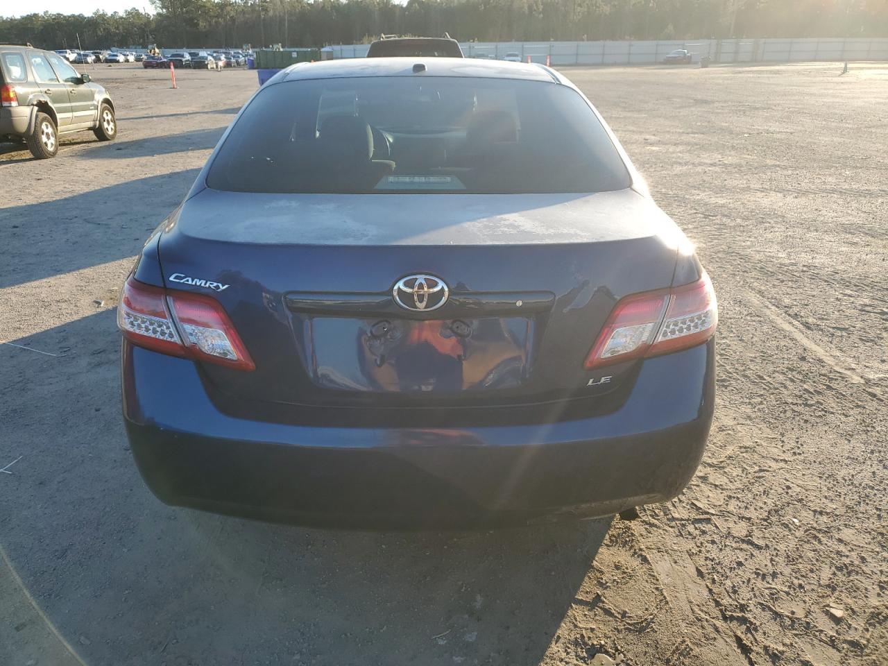 2011 Toyota Camry - Image 6