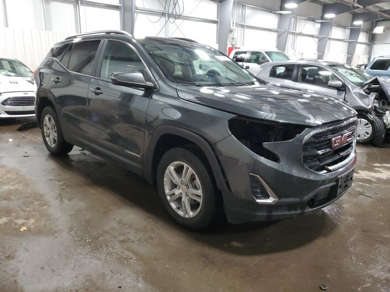 2021 GMC Terrain - Image 4