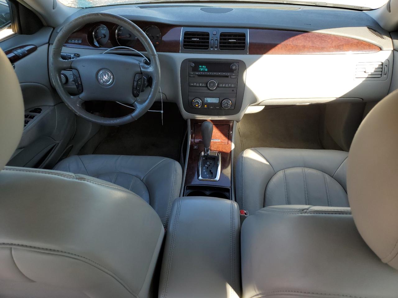 2009 Buick Lucerne - Image 8
