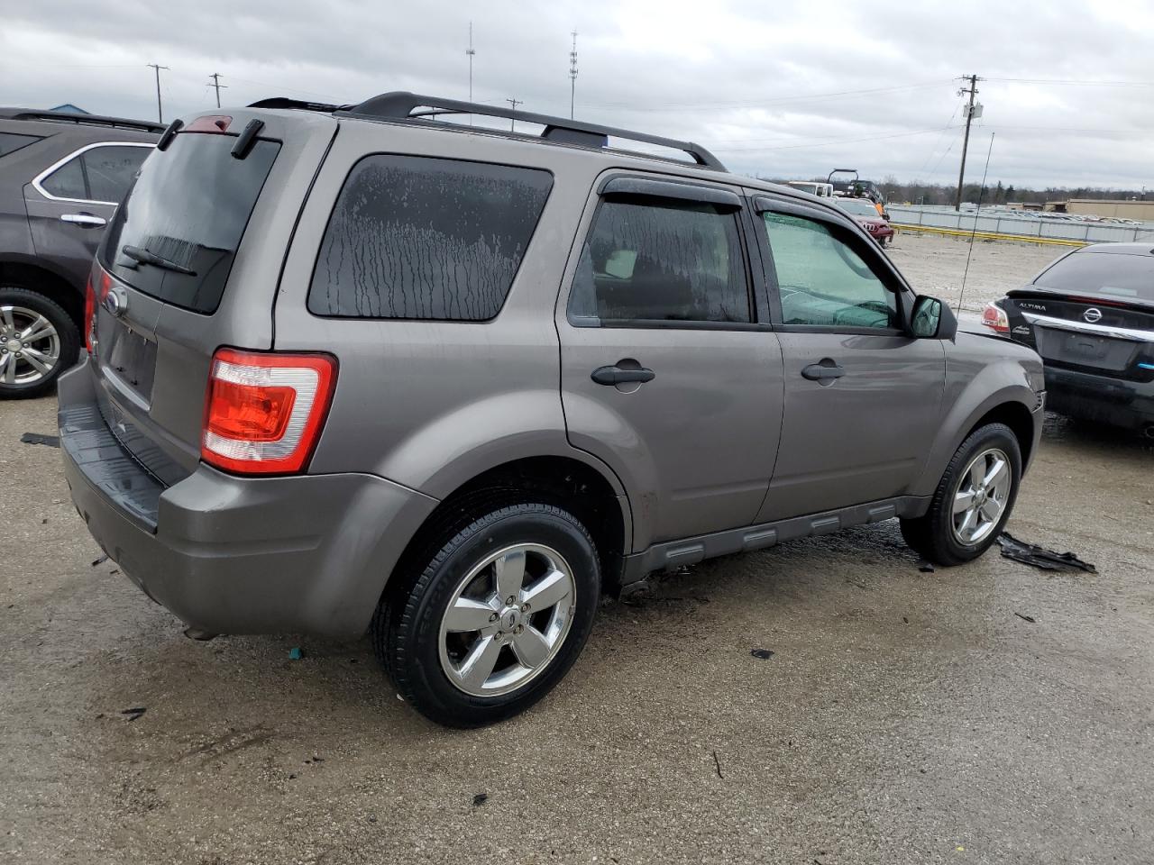 2011 Ford Escape - Image 3