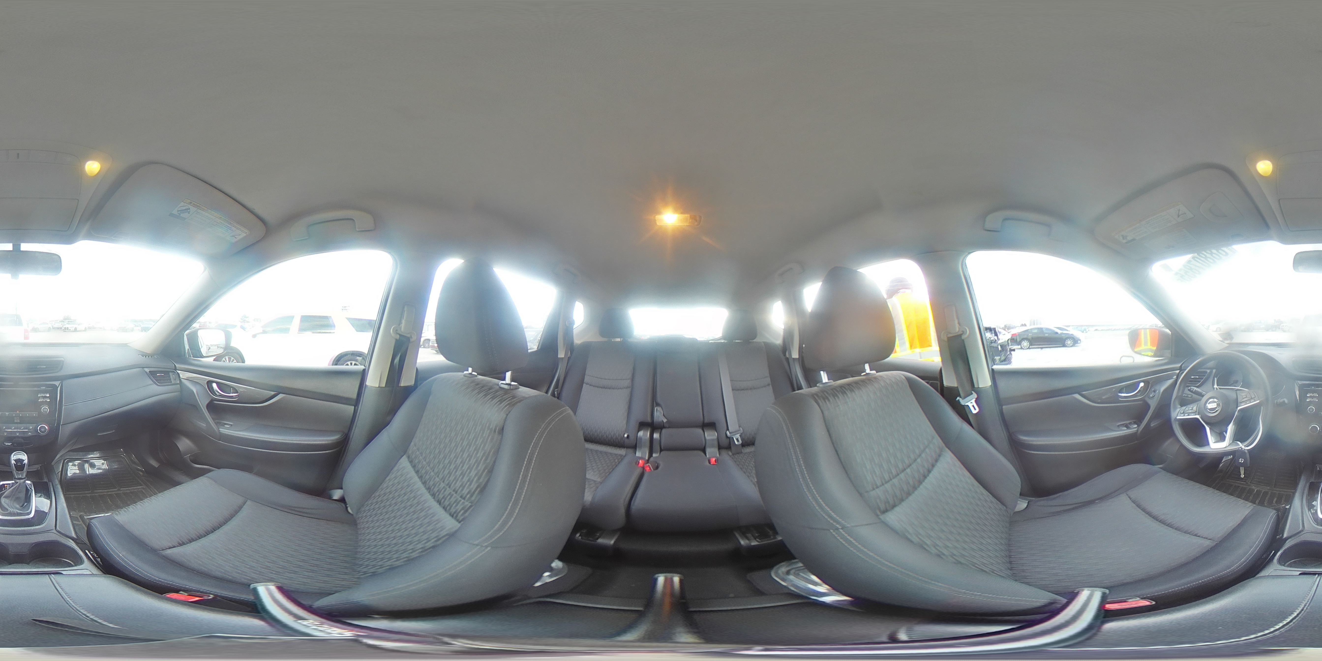 2017 Nissan Rogue - Image 14