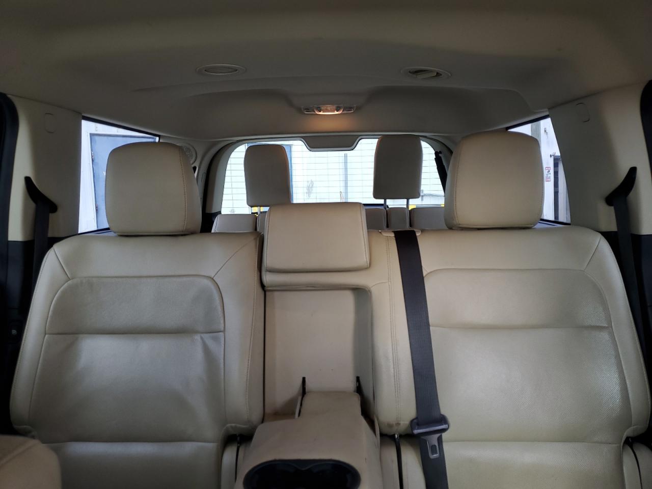 2016 Ford Flex - Image 10