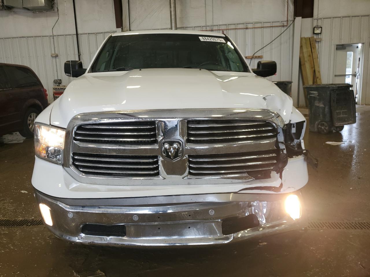 2016 RAM 1500 - Image 5