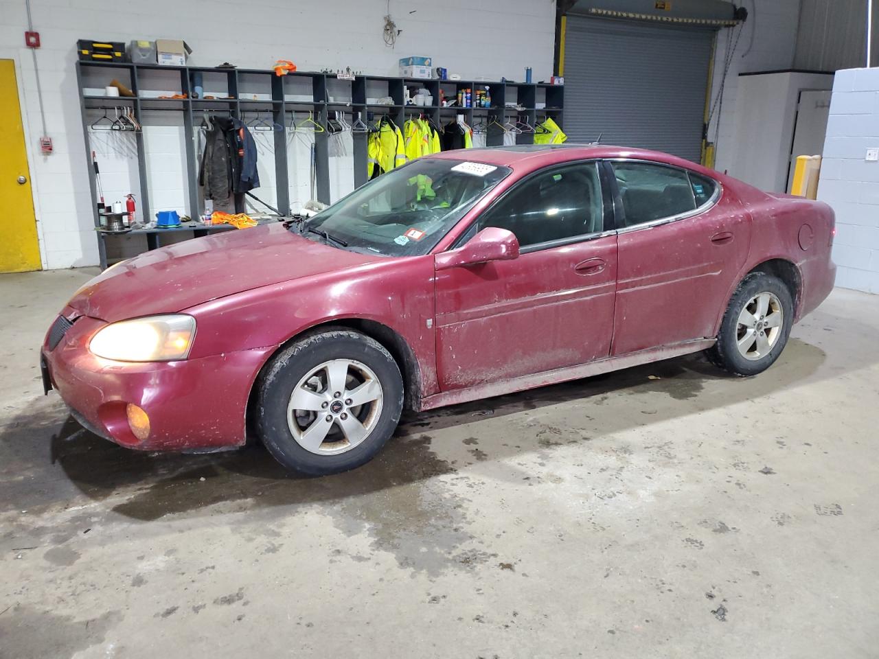 2006 Pontiac Grand Prix - Image 1