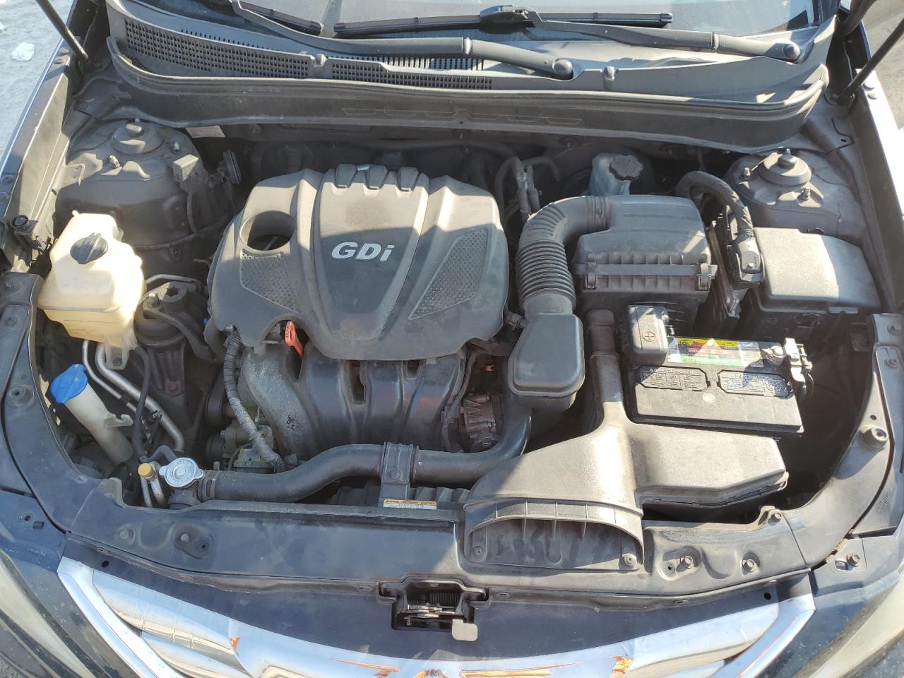 2011 Hyundai Sonata - Image 11