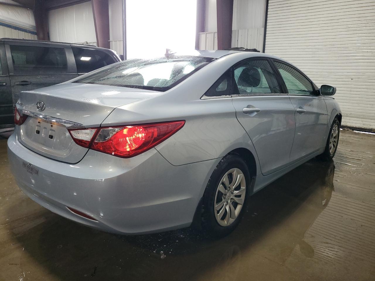 2013 Hyundai Sonata - Image 3