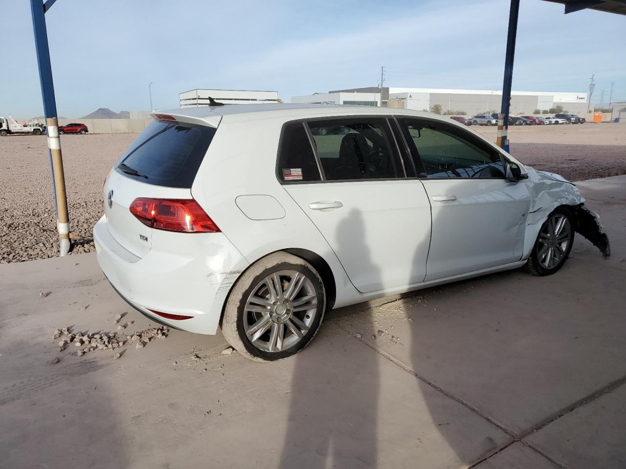 2015 Volkswagen Golf - Image 3