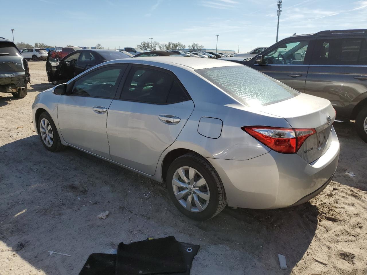 2015 Toyota Corolla - Image 2