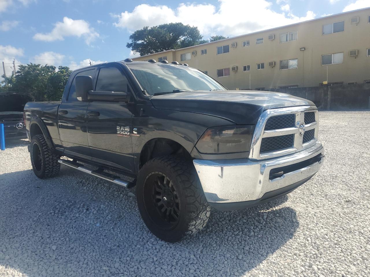2011 Dodge RAM - Image 4