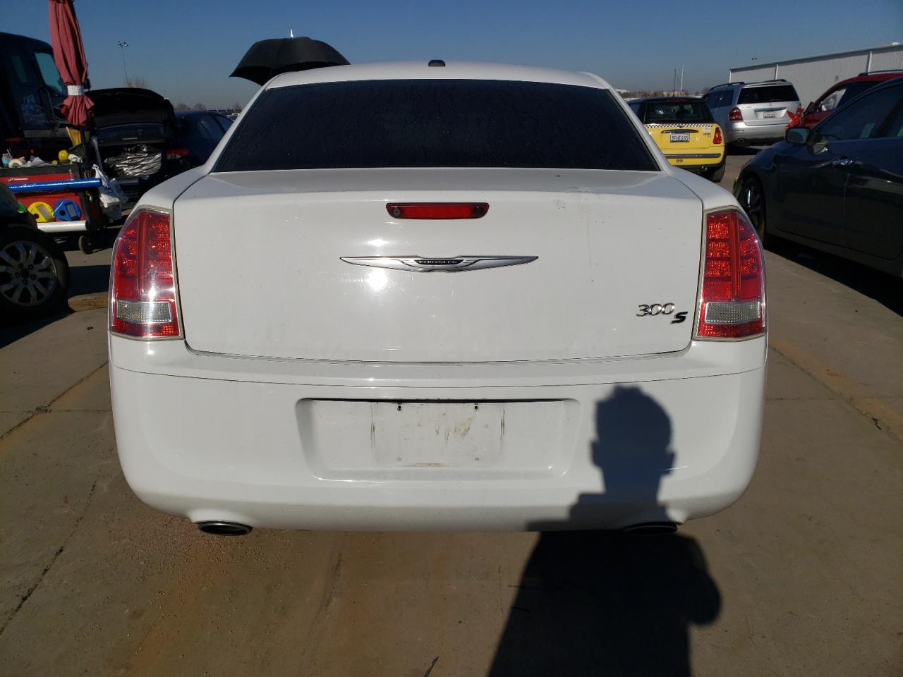 2014 Chrysler 300 - Image 6