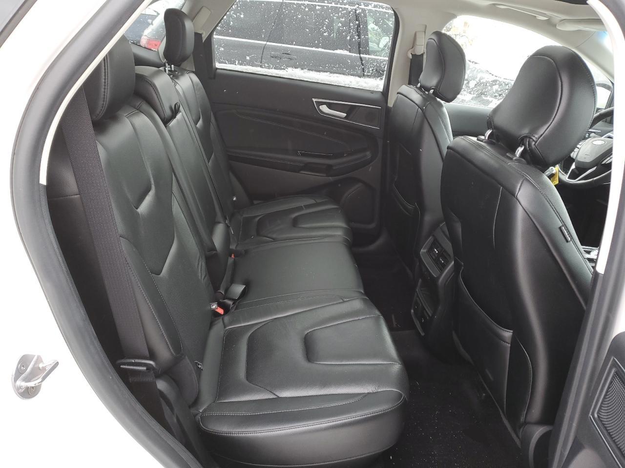2019 Ford Edge - Image 10