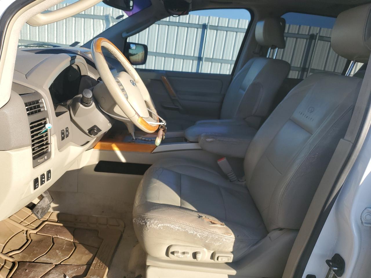 2006 Infiniti QX56 - Image 7