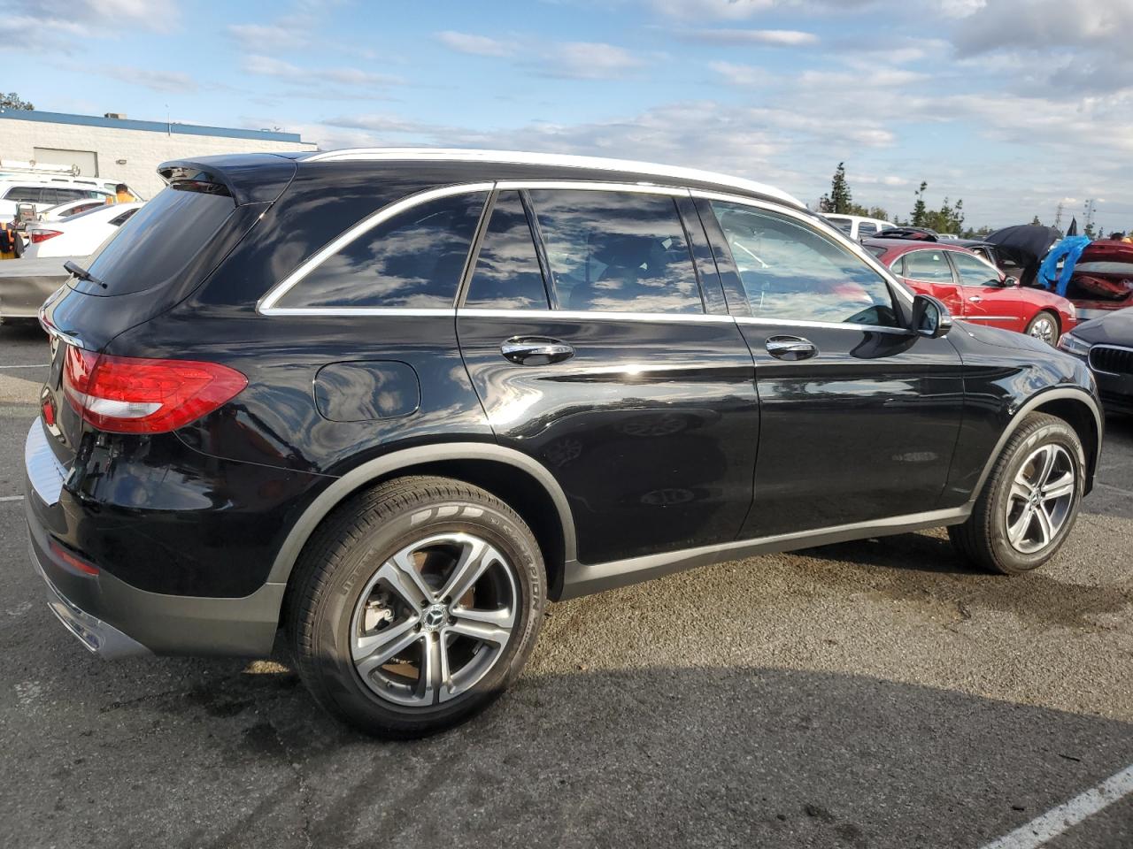 2018 Mercedes-Benz GLC - Image 3