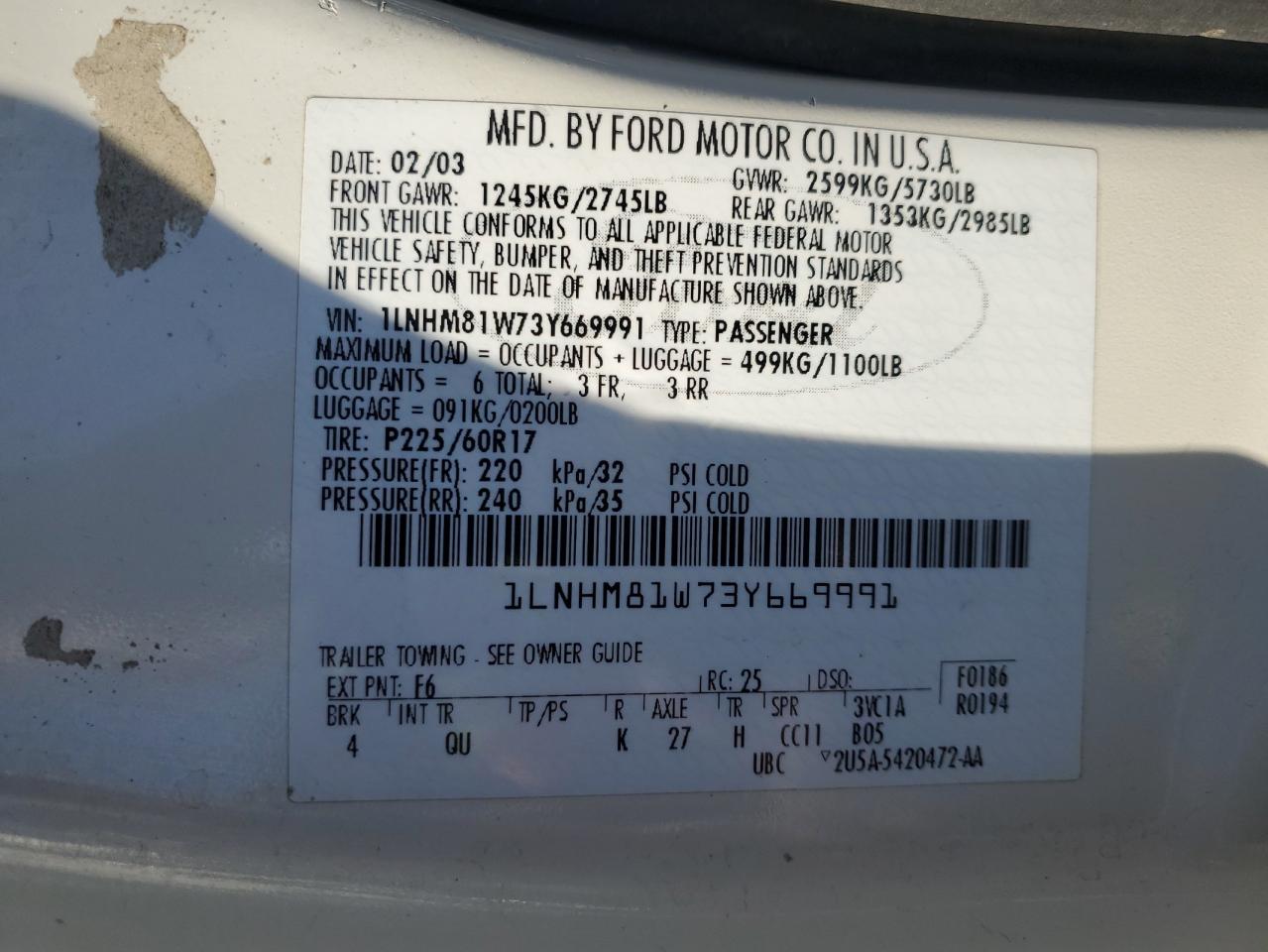 2003 Lincoln Town Car - Image 12