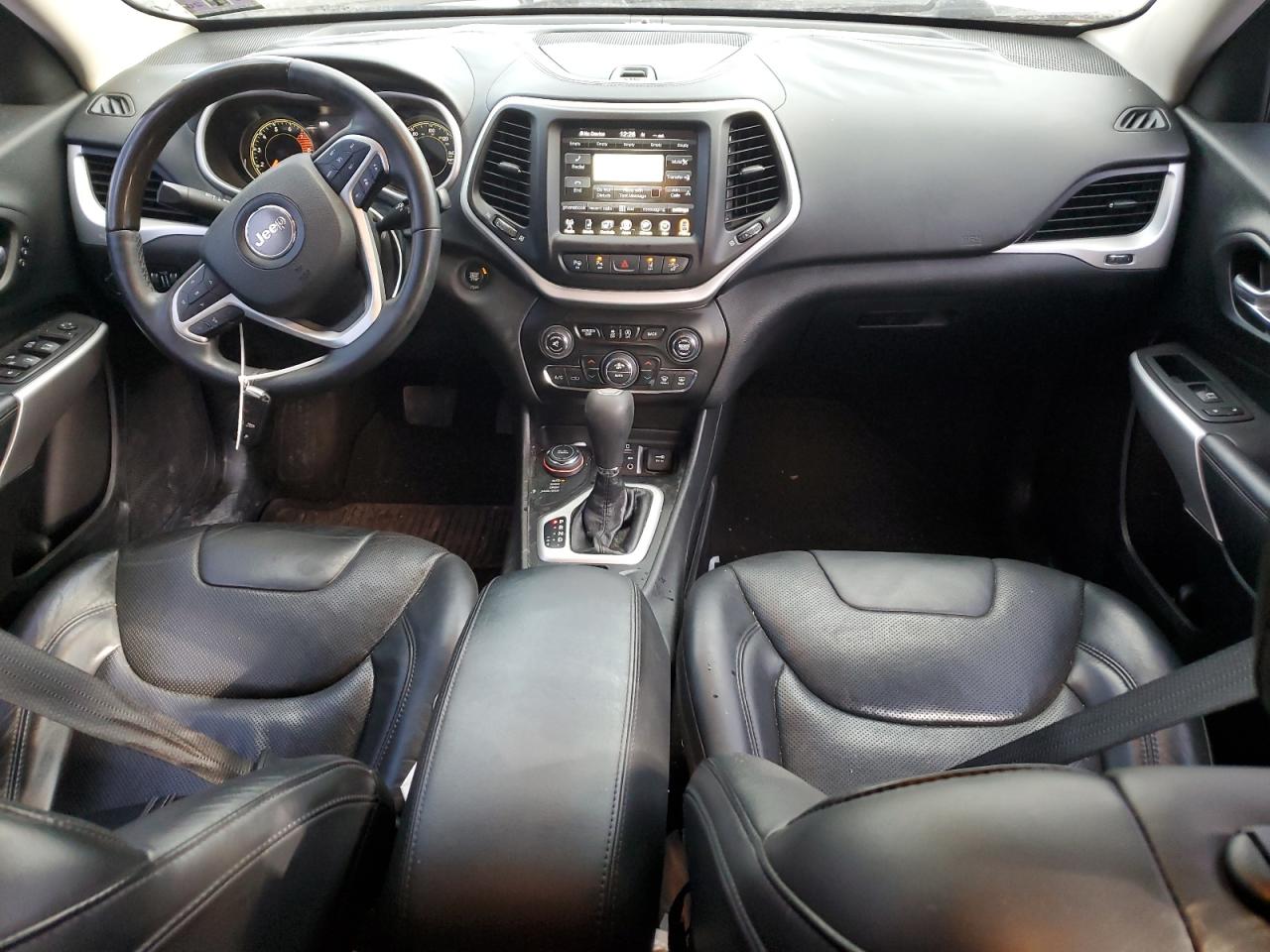 2018 Jeep Cherokee - Image 8