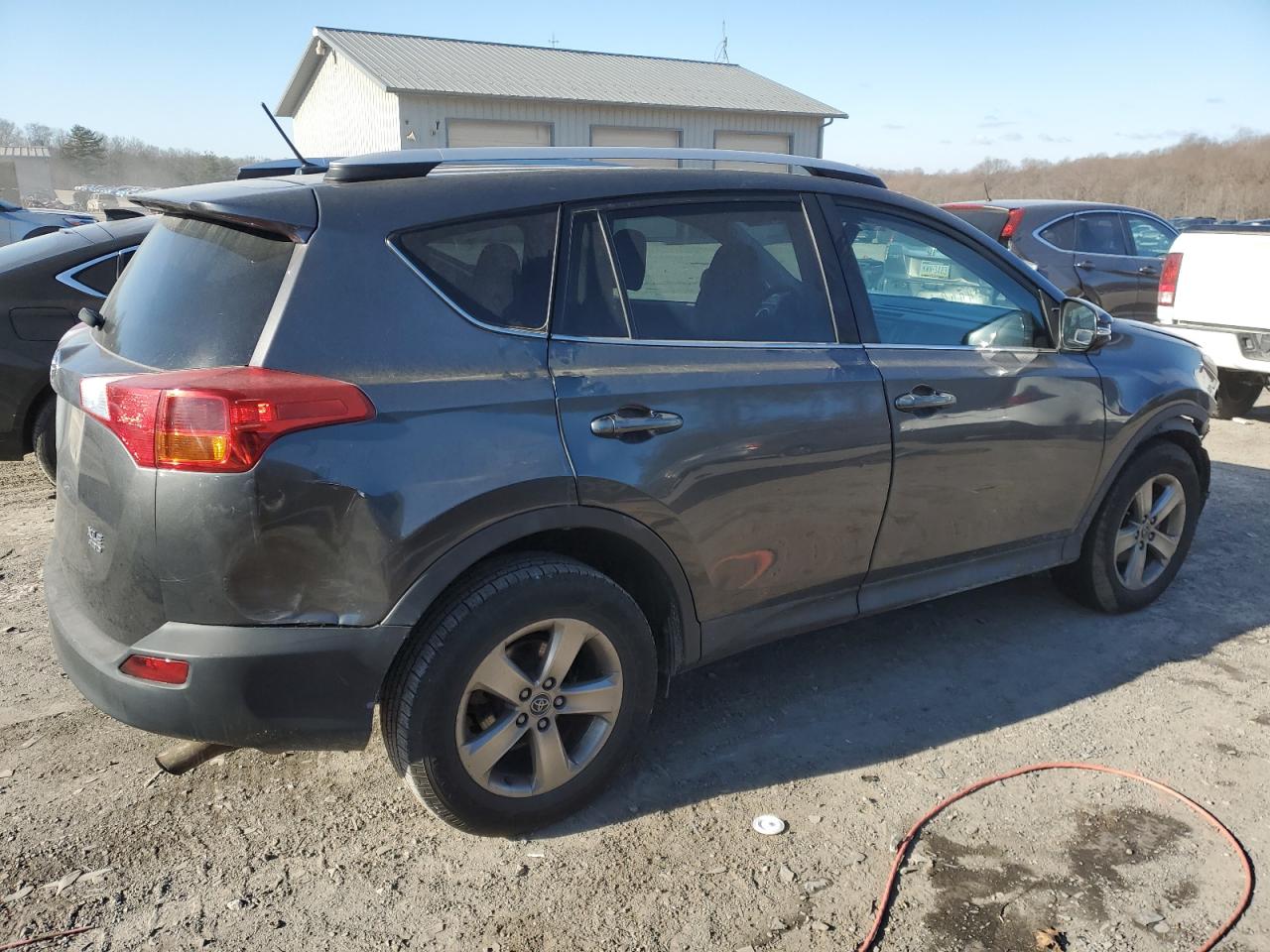 VIN 2T3RFREV5FW253625 2015 TOYOTA RAV4 no.3