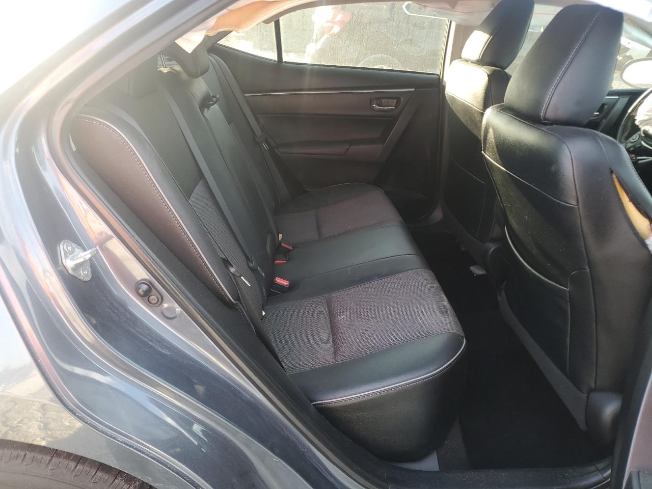 2015 Toyota Corolla - Image 10