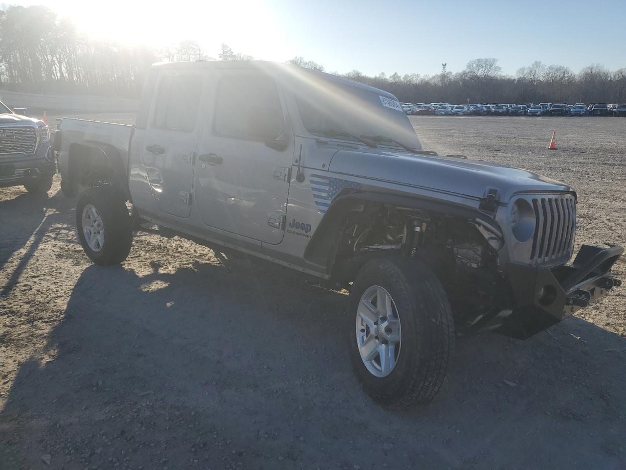 2021 Jeep Gladiator - Image 4