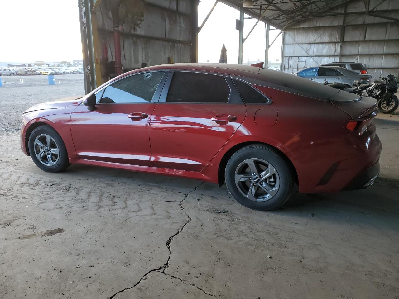 2024 Kia K5 - Image 2